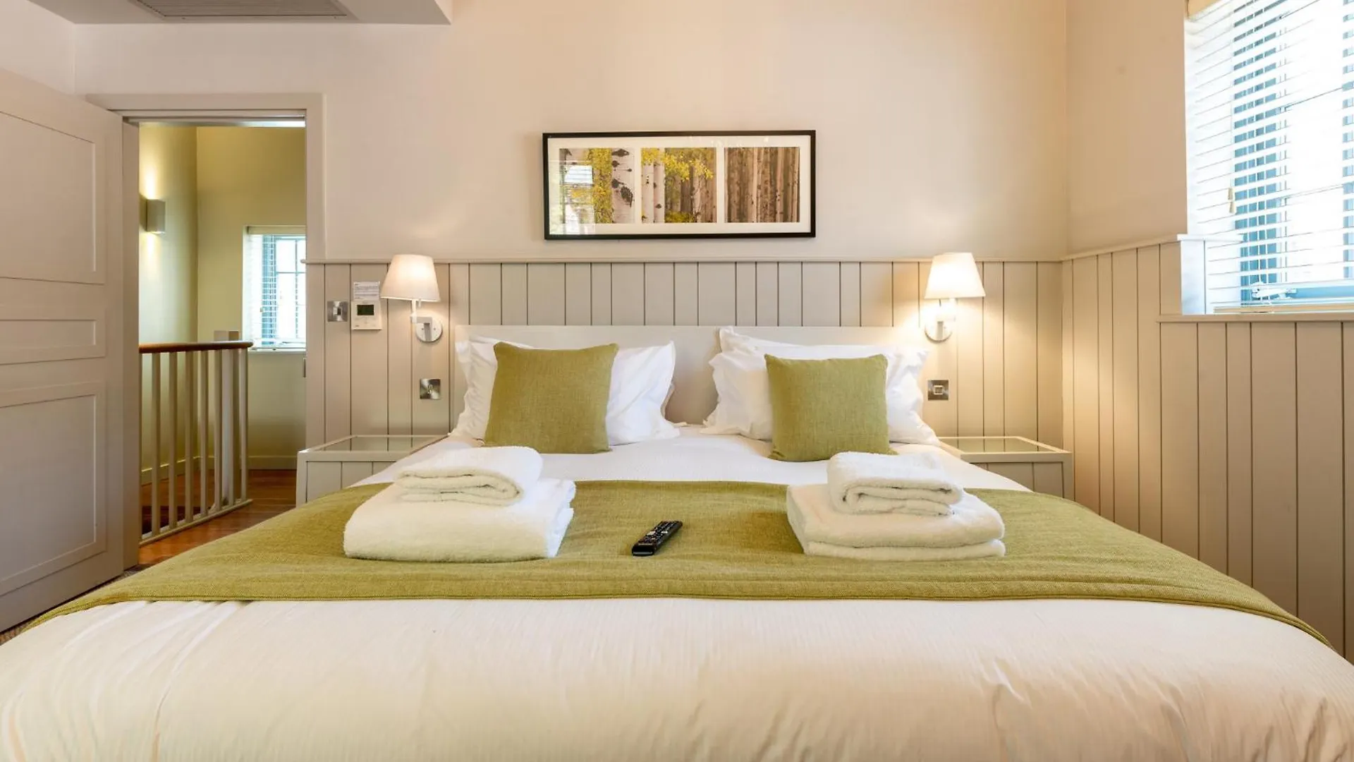 ****  The Lawrance Luxury Aparthotel - Йорк Великобритания