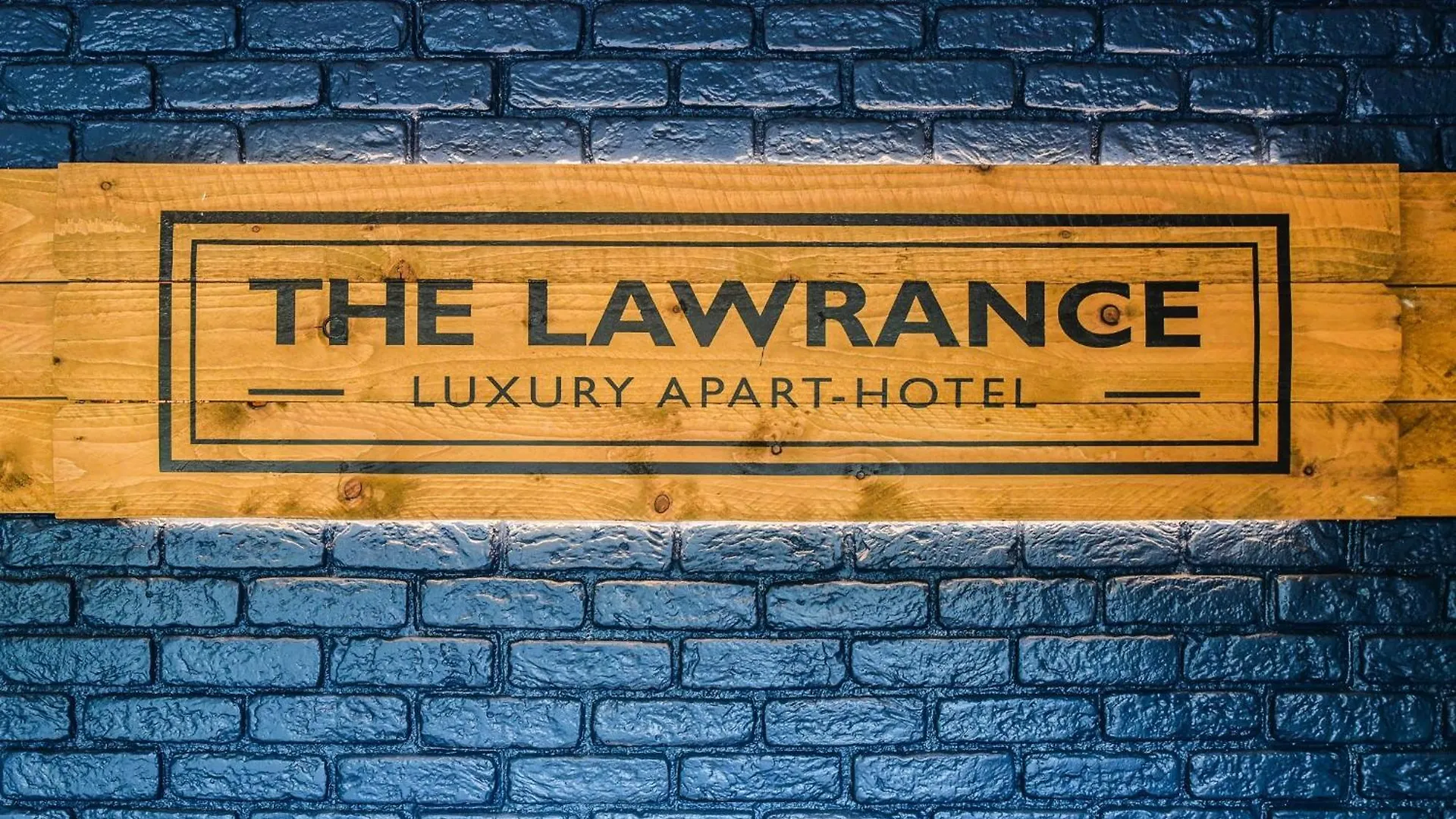 The Lawrance Luxury Aparthotel - Йорк